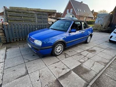 Gebraucht VW Golf Cabriolet Conceptline 101 PS (74 kW) 1997 Blau Cabrio