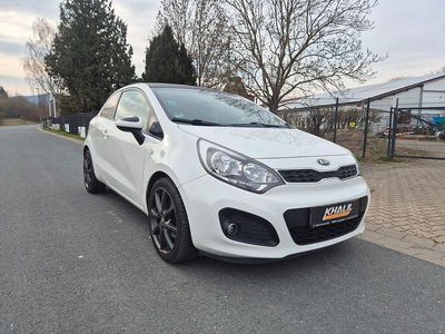 Gebraucht Kia Rio 86 PS (63 kW) 2014 Weiß Limousine