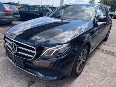 Mercedes E200