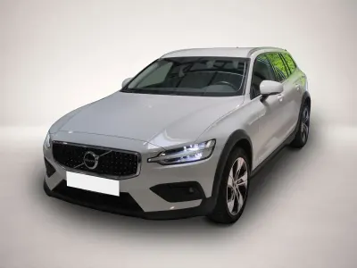 Gebraucht Volvo V60 CC Pro 197 PS (144 kW) 2021 Weiß Kombi