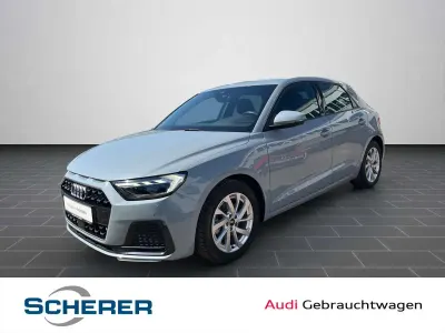 Gebraucht Audi A1 Advanced 110 PS (80 kW) 2022 Pfeilgrau perleffekt SUV