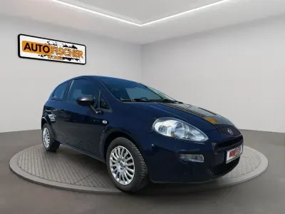 Gebraucht Fiat Punto Pop 69 PS (50 kW) 2015 Blau Kleinwagen