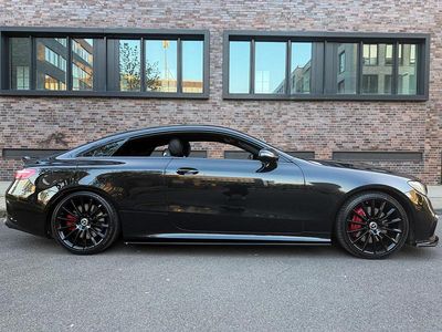 Usata Mercedes E400 AMG line 333 CV (244 kW) 2017 Nero Coupé