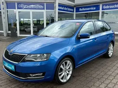 Używany Skoda Rapid Clever 103 KM (75 kW) 2018 Niebieski Hatchback