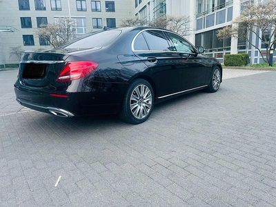 Schwarz Gebraucht 2019 Mercedes E200 Limousine | 15.000 € (Fairer Preis)