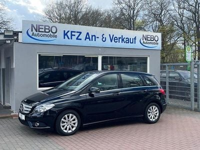 Usata Mercedes B180 109 CV (80 kW) 2014 Nero Monovolume