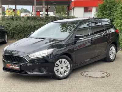 Gebraucht Ford Focus Trend+ 125 PS (91 kW) 2015 Pantherschwarz Kombi