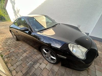 Porsche 911 Carrera