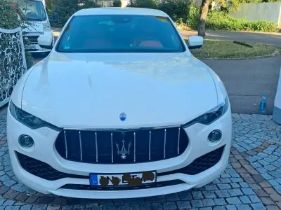 Gebraucht Maserati Levante 430 PS (316 kW) 2017 Weiß SUV