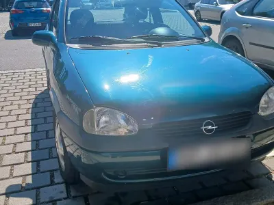Gebraucht Opel Corsa 60 PS (44 kW) 1998 Blau Kleinwagen
