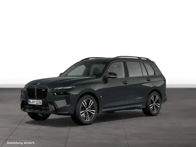 Gebraucht BMW X7 M Sport 530 PS (389 kW) 2025 Grau SUV