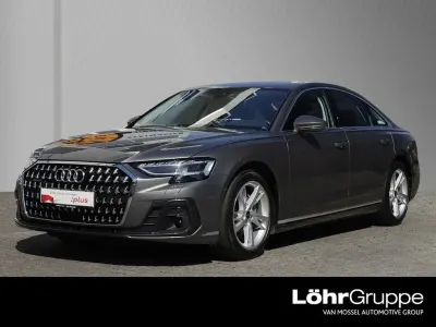 Gebraucht Audi A8 Premium 286 PS (210 kW) 2023 Terragrau metallic Limousine