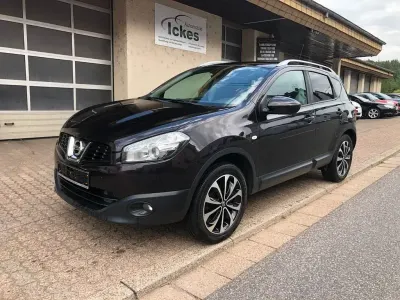 Gebraucht Nissan Qashqai I-Way 141 PS (103 kW) 2011 Violett SUV