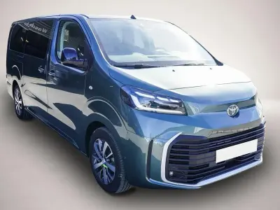 Neu Toyota Proace Verso Business Edition 177 PS (130 kW) 2026 Manufacturer Kombi