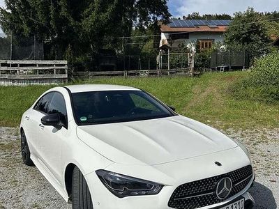 Weiß Gebraucht 2023 Mercedes CLA200 Limousine | 32.500 € (Fairer Preis)