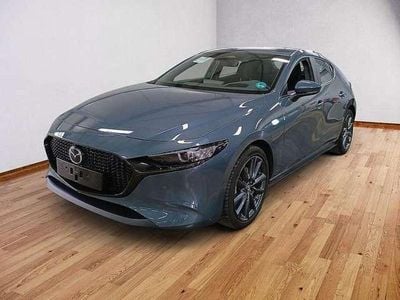 Polymetal gray (metallic) Gebraucht 2025 Mazda 3 Center-Line Limousine | 22.800 € (Superpreis)
