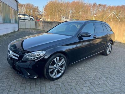 Schwarz Gebraucht 2020 Mercedes C180 Kombi | 19.999 € (Superpreis)