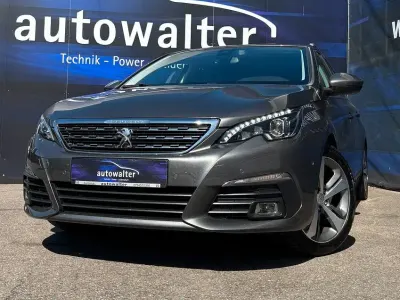 Gebraucht Peugeot 308 SW Allure 131 PS (96 kW) 2019 Grau Kombi