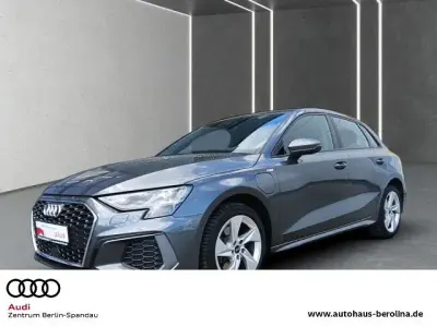 Używany Audi A3 S-Line 204 KM (150 kW) 2022 Szary Sedan/Limuzyna