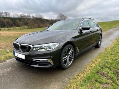 gebraucht BMW 520 xDrive Touring Luxury Line, Top Ausstattung