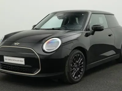 Gebraucht Mini Cooper Favoured 135 kW (184 PS) 2025 Schwarz Kleinwagen