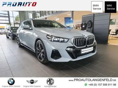 Gebraucht BMW 520 M Sport 197 PS (144 kW) 2025 Grau Limousine