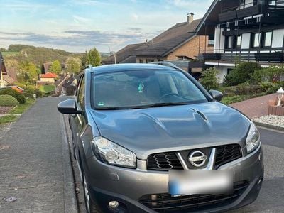 Nissan Qashqai +2
