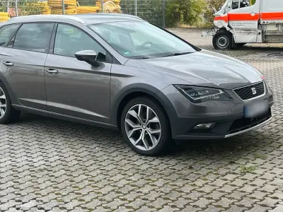 Gebraucht Seat Leon X-Perience FR 150 PS (110 kW) 2015 Silber Kombi