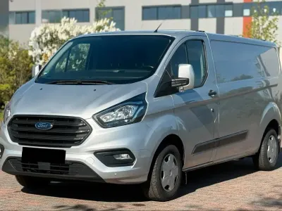 Begagnad Ford Transit 131 HK (96 kW) 2019 Silver Van