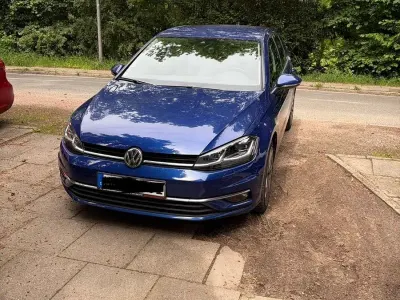 Gebraucht VW Golf VII Join 116 PS (85 kW) 2019 Blau Limousine