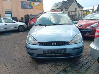 Gebraucht Ford Focus Futura 131 PS (96 kW) 2005 Blau Kombi