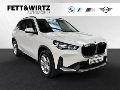 Gebraucht BMW X1 Shadowline 211 PS (155 kW) 2025 Alpinweiss uni SUV