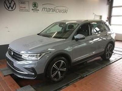 Grau Gebraucht 2022 VW Tiguan Active SUV | 23.901 € (Guter Preis)