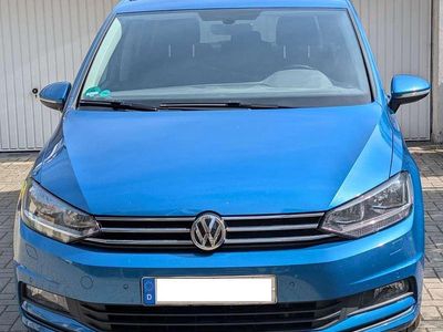 Używany VW Touran Comfortline 150 KM (110 kW) 2017 Niebieski Minivan