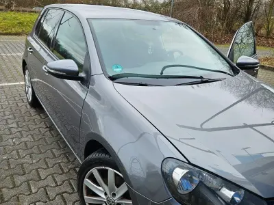 Gebraucht VW Golf VI Highline 122 PS (89 kW) 2009 Grau Kleinwagen