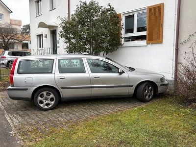 Silber Gebraucht 2001 Volvo V70 Kombi | 1.200 € (Superpreis)