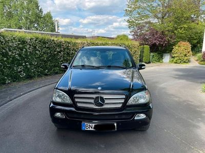 Mercedes ML270