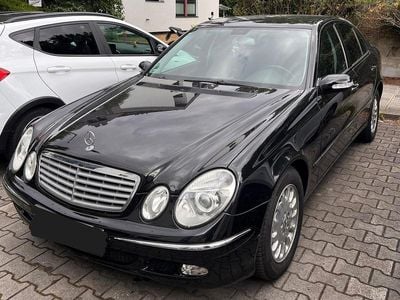 Mercedes E200