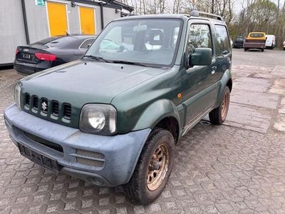 Usado Suzuki Jimny Ranger 86 HP (63 kW) 2010 Verde SUV