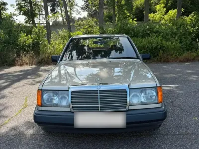 Gebraucht Mercedes 260 160 PS (117 kW) 1987 Grau Limousine