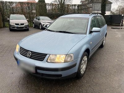 Gebraucht VW Passat 2000 Blau Kombi