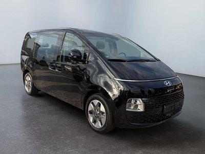 Auf anfrage Gebraucht 2024 Hyundai Staria Van / Kleinbus | 39.736 € (Fairer Preis)