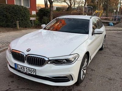 Weiß Gebraucht 2018 BMW 520 Luxury Line Kombi | 19.000 € (Fairer Preis)