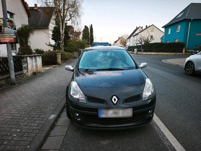 Second-hand Renault Clio II 110 CP (80 kW) 2007 Negru Hatchback
