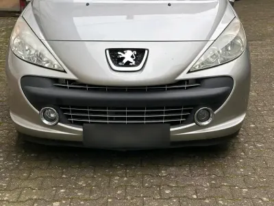 Gebraucht Peugeot 207 124 PS (91 kW) 2008 Silber Kombi