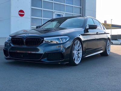 Gebraucht BMW M550 462 PS (339 kW) 2017 Grau Limousine