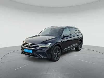 Gebraucht VW Tiguan Allspace Life 150 PS (110 kW) 2024 Schwarz SUV