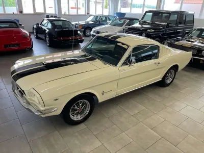 Gebraucht Ford Mustang Fastback 200 PS (147 kW) 1966 Wimbledon white Coupé