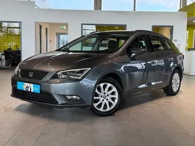 Usata Seat Leon ST 110 CV (80 kW) 2015 Grigio Station wagon