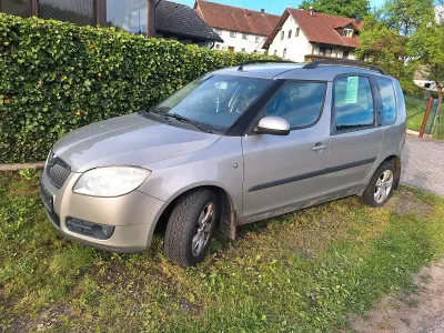 Używany Skoda Roomster 85 KM (62 kW) 2007 Szary Minivan